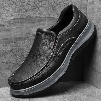 De lujo de los Hombres Mocasines Negro de Cuero Genuino Zapatos de los Hombres de la Marca del Diseñador Zapatos de Plataforma Informal de Deslizamiento De Alta Calidad al aire libre Zapatillas de deporte