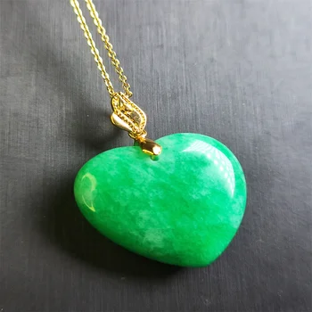 Natural de origen ruso Jasper Nefrita Verde Jade de Seguridad de la Hebilla de 18 quilates de Oro Genuino Collar Colgante